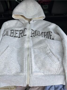 Vintage Y2K Abercrombie & Fitch Light Gray Faux Fur Sherpa-Lined Zip Hoodie MENS